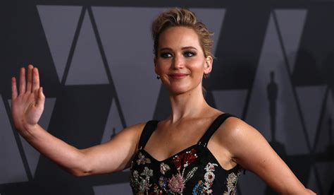 jennifer lawrence dress versace|Jennifer Lawrence Calls Out “Sexist” Debate Over Her .